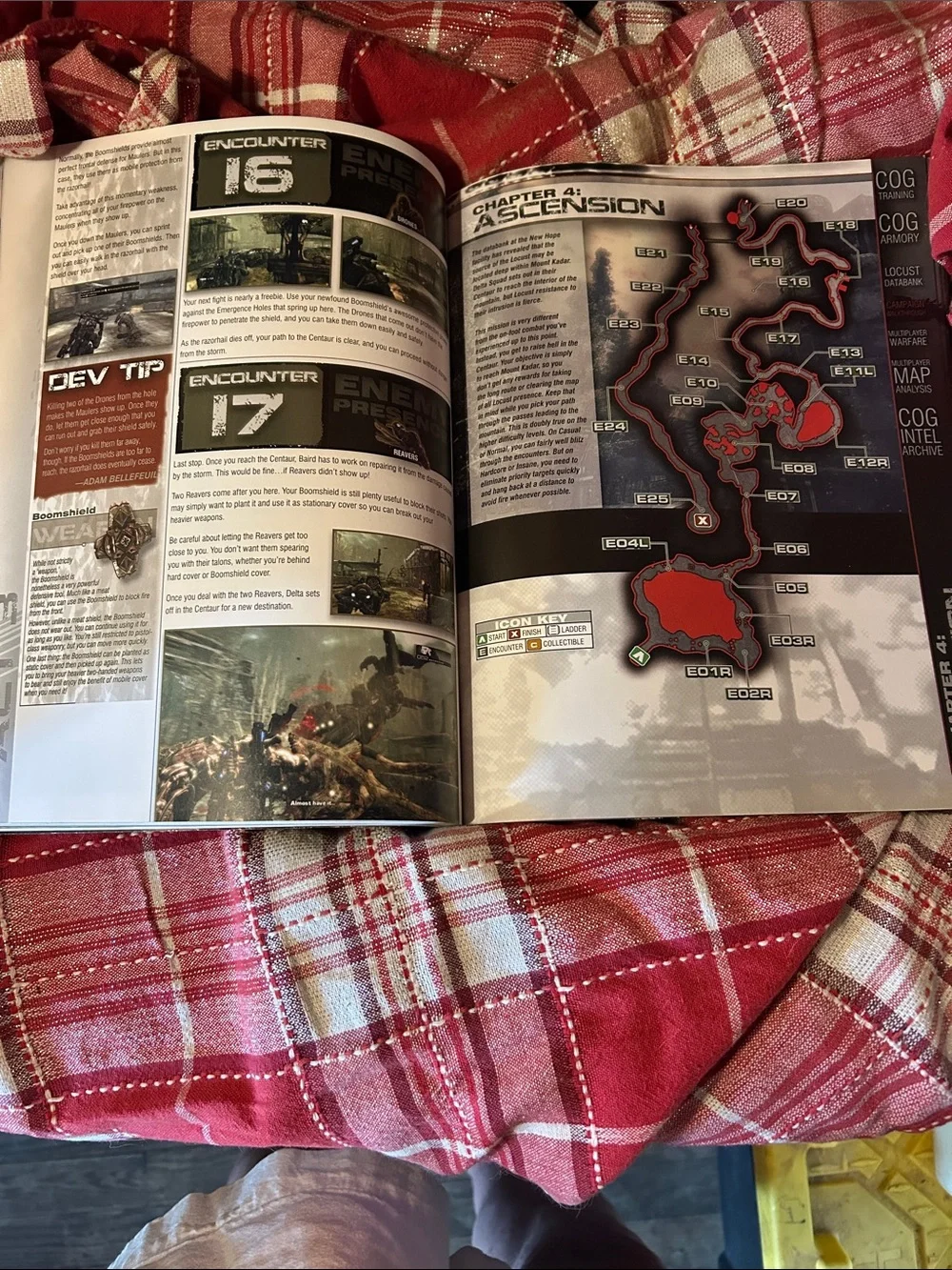 Gears of War 2 Strategy Guide - Black/Orange Cover